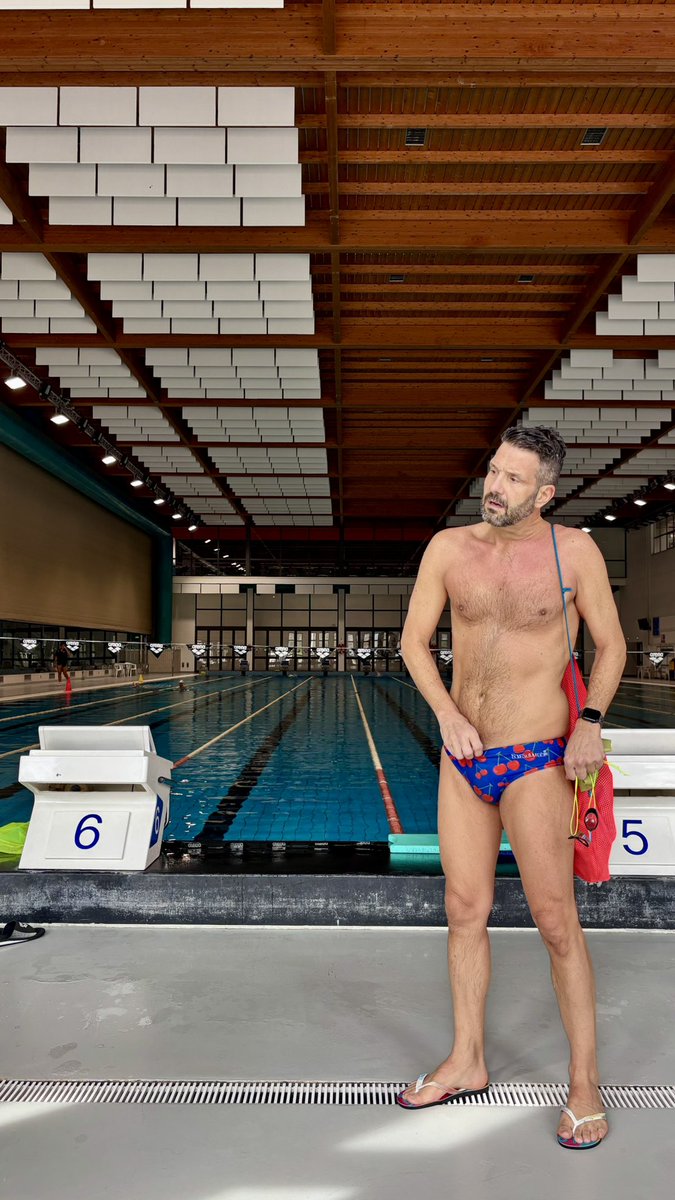 MarkErcolani's tweet image. Sabato, piscina 

#sabato #saturday #swimming #swim #nuoto #piscina #satyfit #cherry