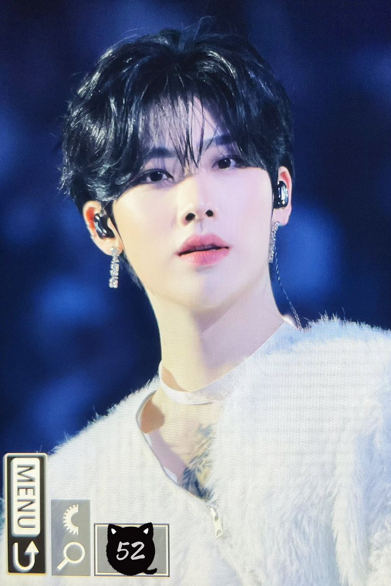 𝟱:𝟮𝟬 tweet media