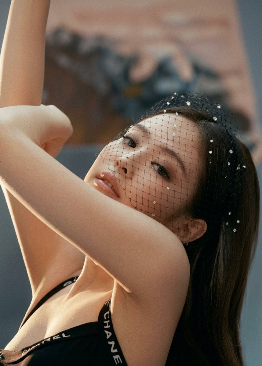 추종자 tweet media