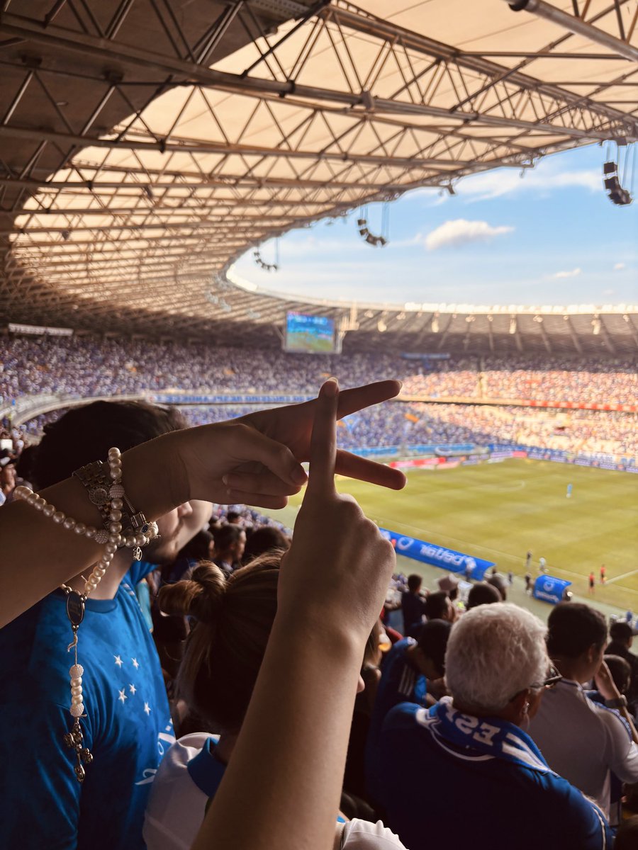 mpzete's tweet photo. #DiaDeCruzeiro @Cruzeiro https://t.co/VU7Sho3fGs