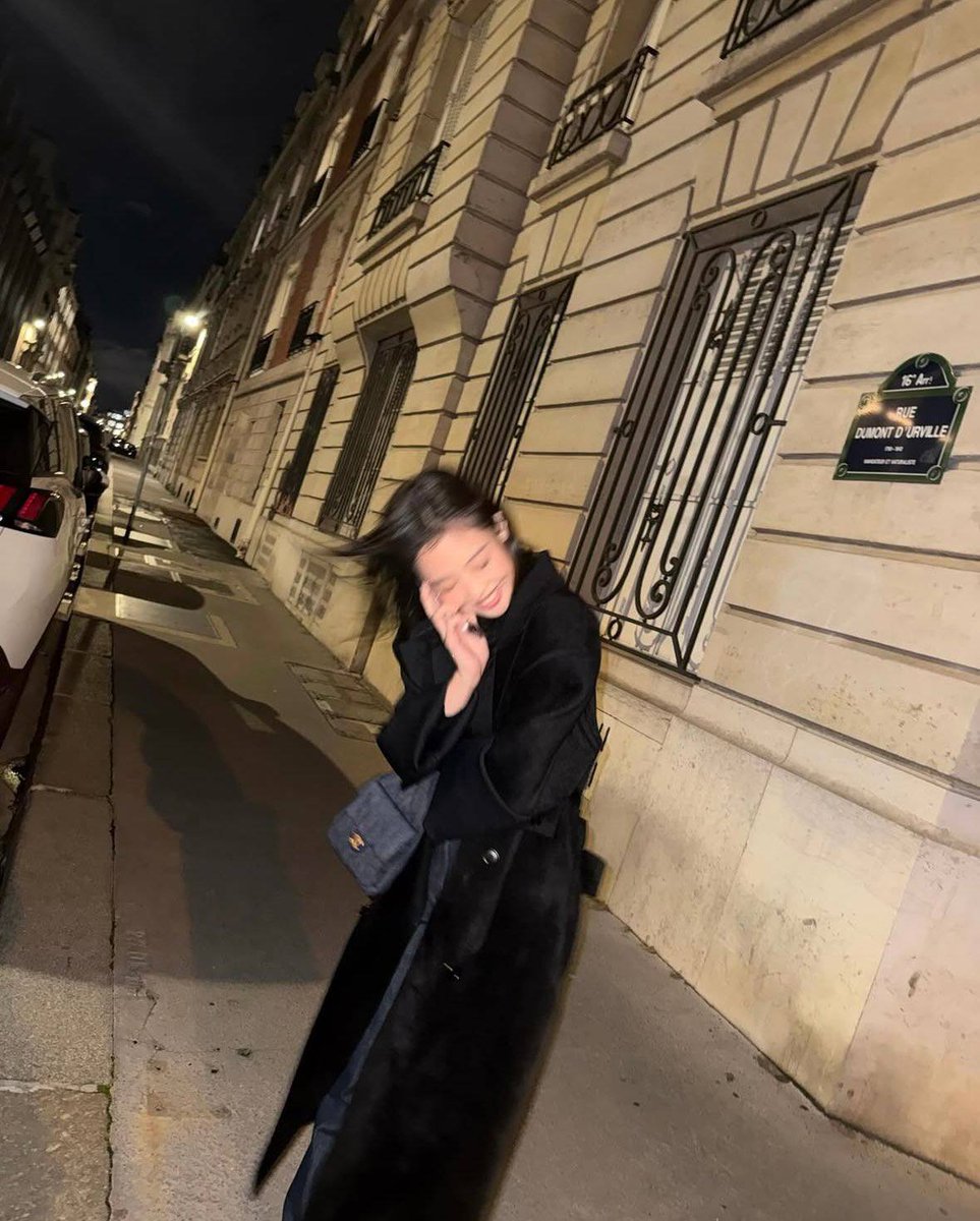 Celeste Vivienne tweet media