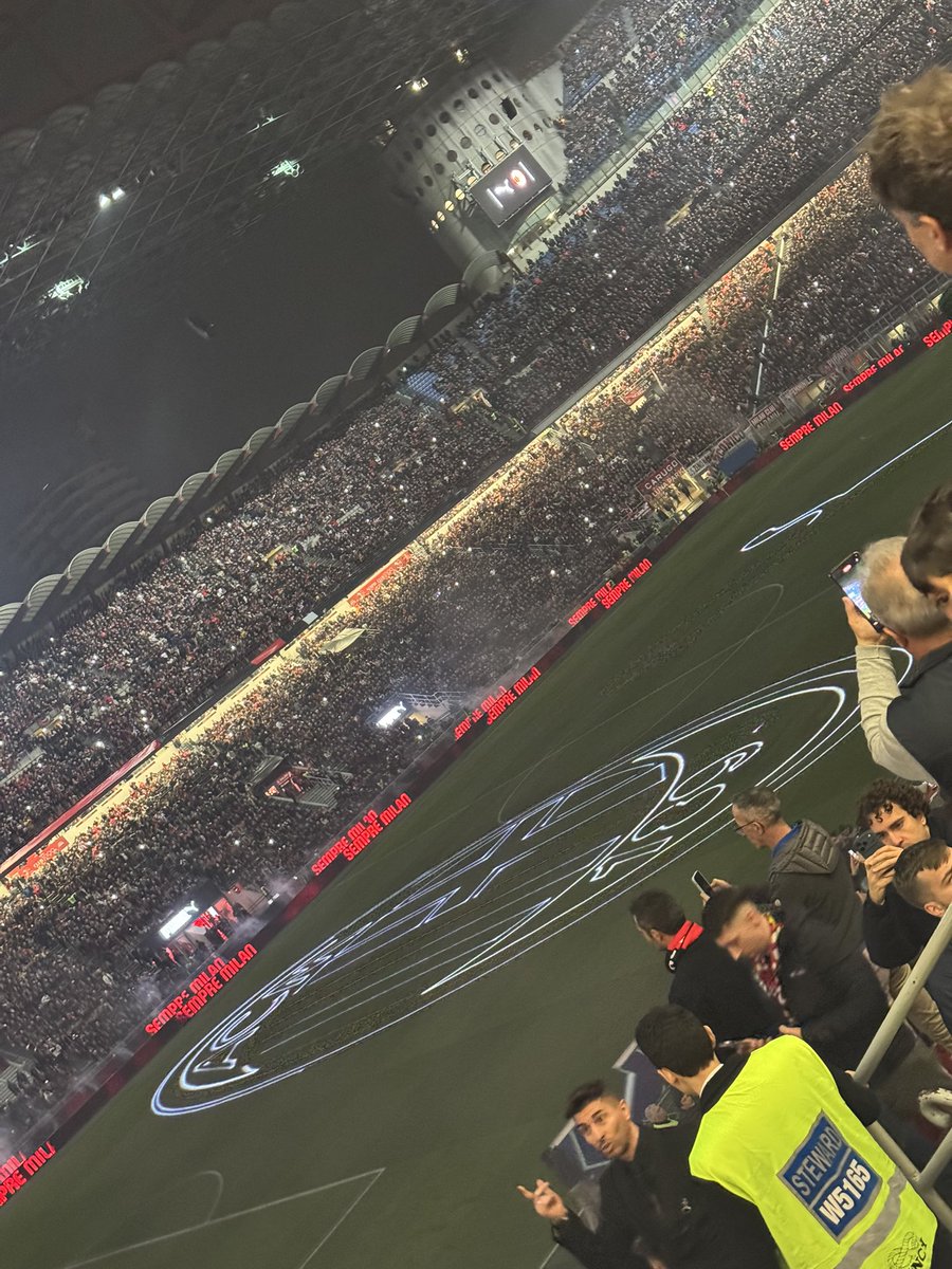 Sam Rodon tweet media