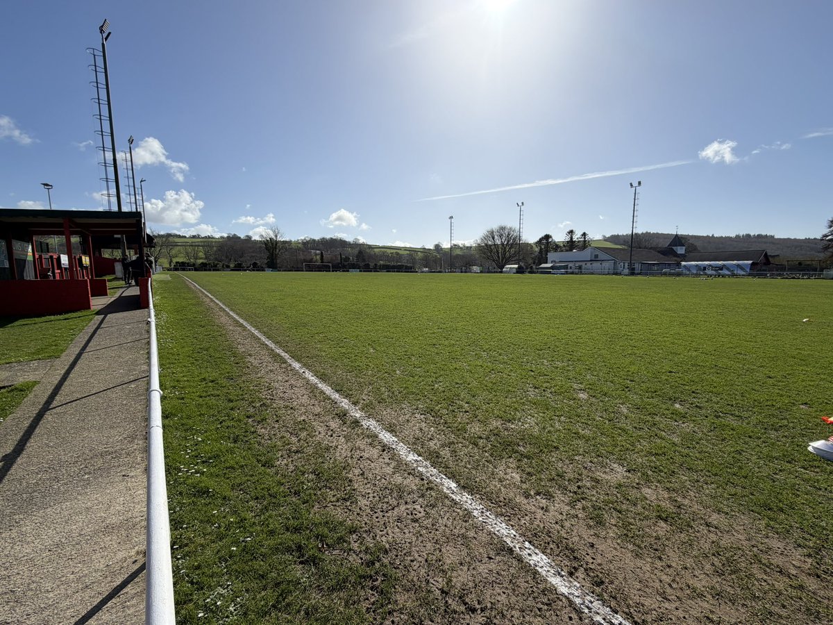 Holyhead Hotspur FC 🐝 tweet media