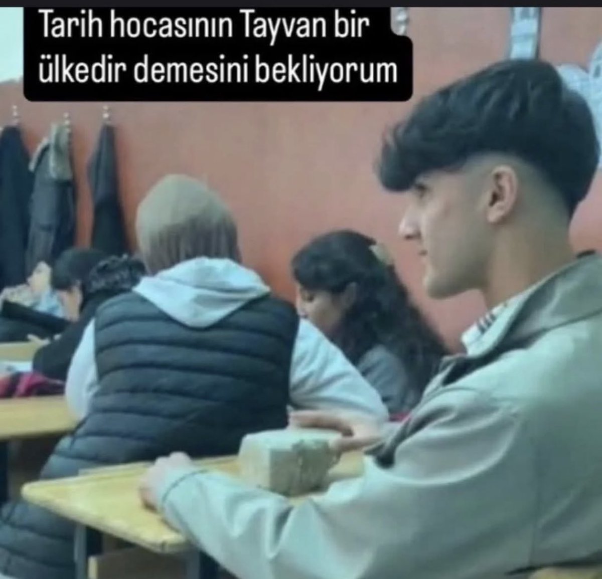 redditboi tweet media