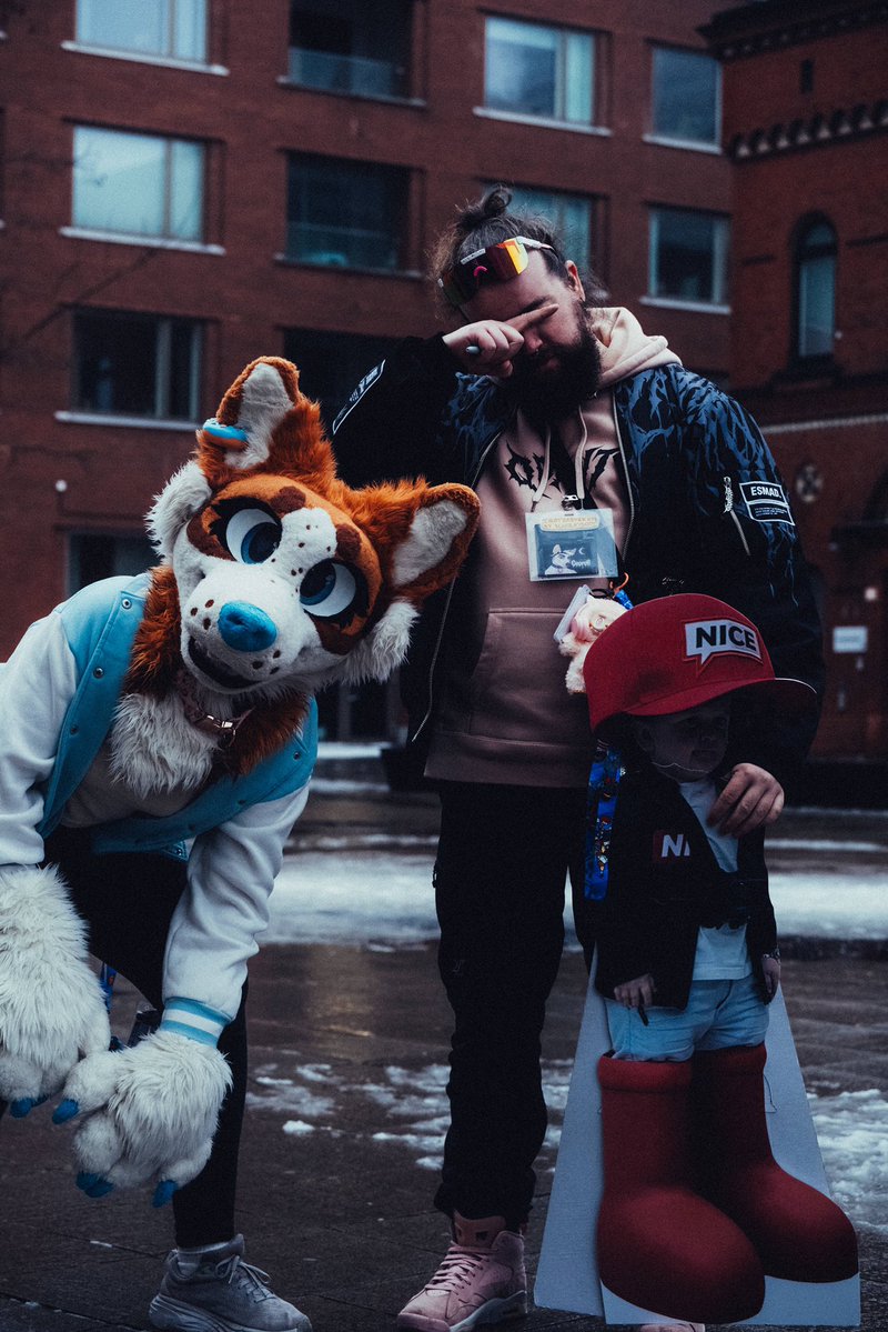 Raya 🧡 tweet media