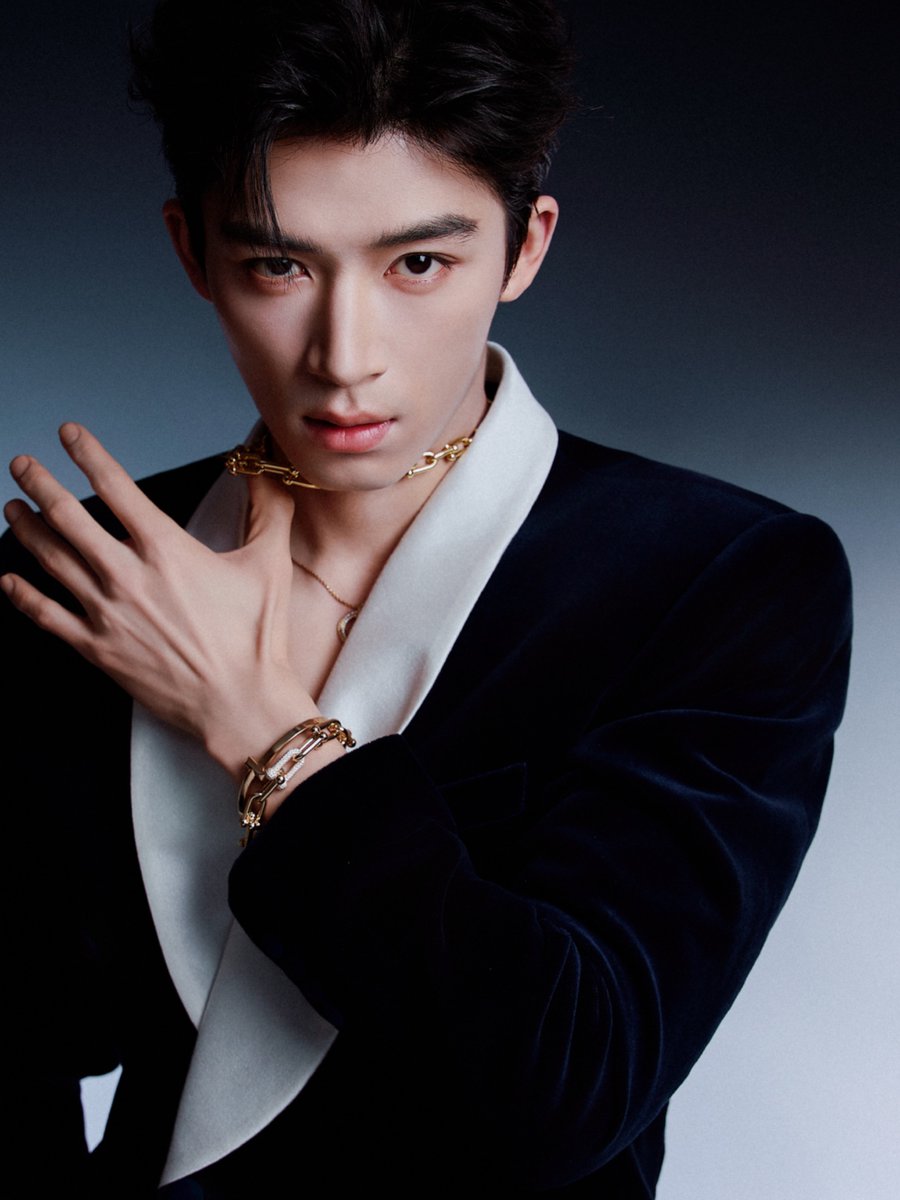 #WangXingyue for a Tiffany &amp; Co. brand event

More - weibo.com/7707462078/527…