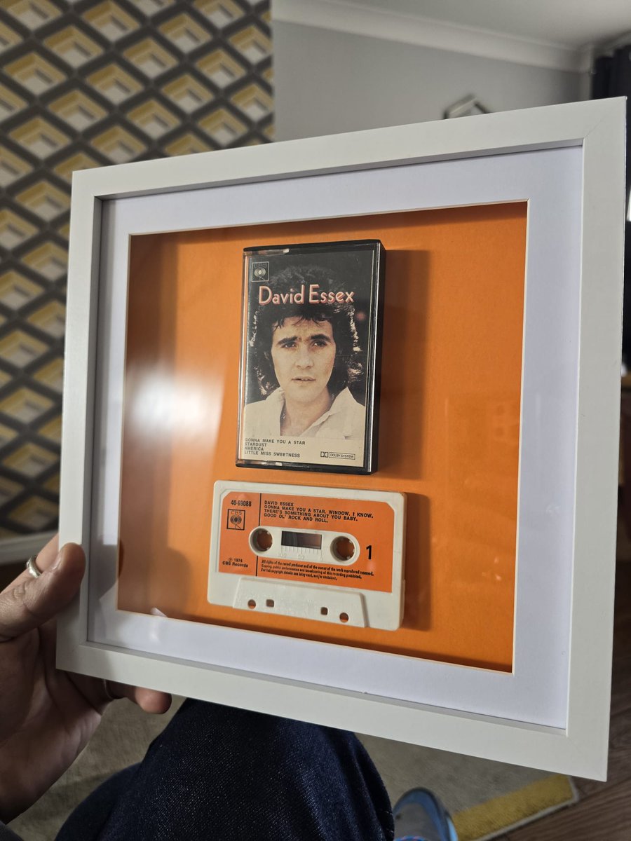 adameversfield's tweet photo. @DavidEssexNews Special commission for Mumsie, she was over the moon! https://t.co/PfrpMpKreq