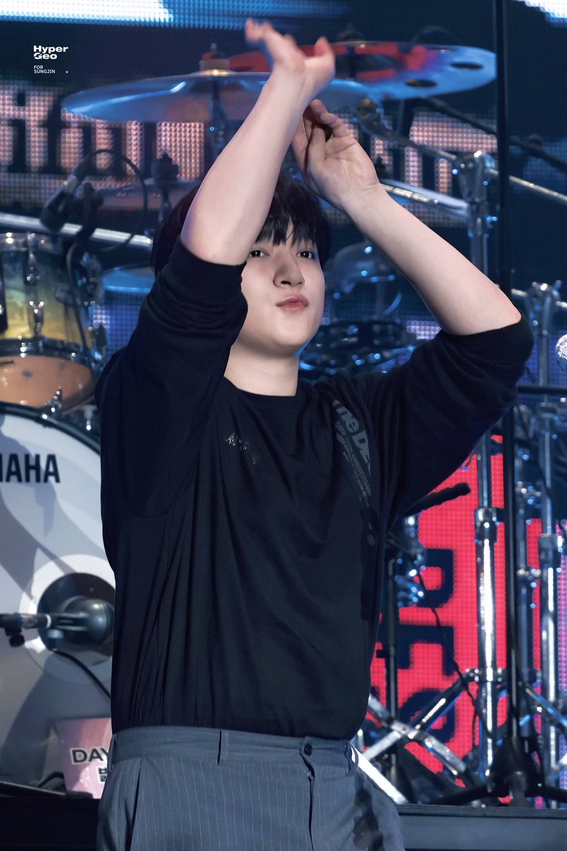 sungjin not aging at all, true?!