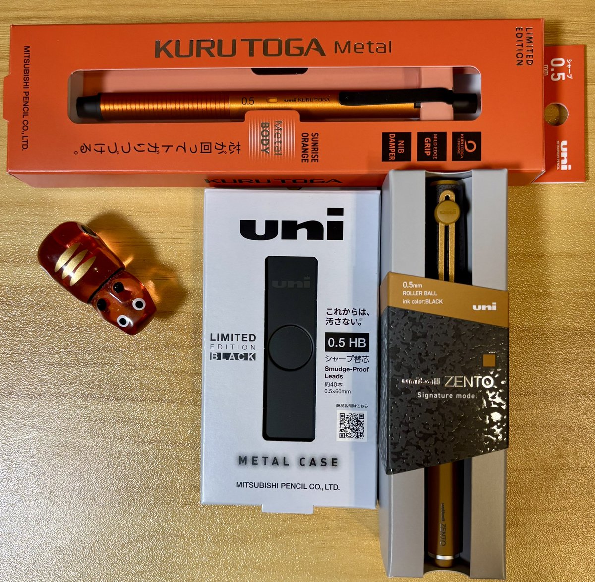 今日は天気が良かったので勉強前に家族で日本橋散歩　途中丸善で購入　運良くゼント購入できました　LAMYは悩んで今回は見送り　色で迷ってしまって