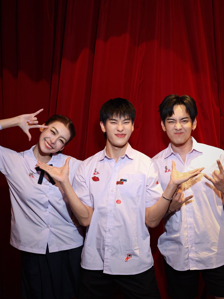 OPENLABEL_TH's tweet photo. เป๊ก มุก ด๋อย พร้อมดูอีพี 2 ละค้าบบบบบ

GFNW with OFFROAD 
#ออฟโรดเด็กใหม่EP2
#เด็กใหม่TheResetEP2
#OFFROAD #ออฟโรด
#GirlFromNowhereTheReset #เด็กใหม่ https://t.co/pj2MG1KYlm
