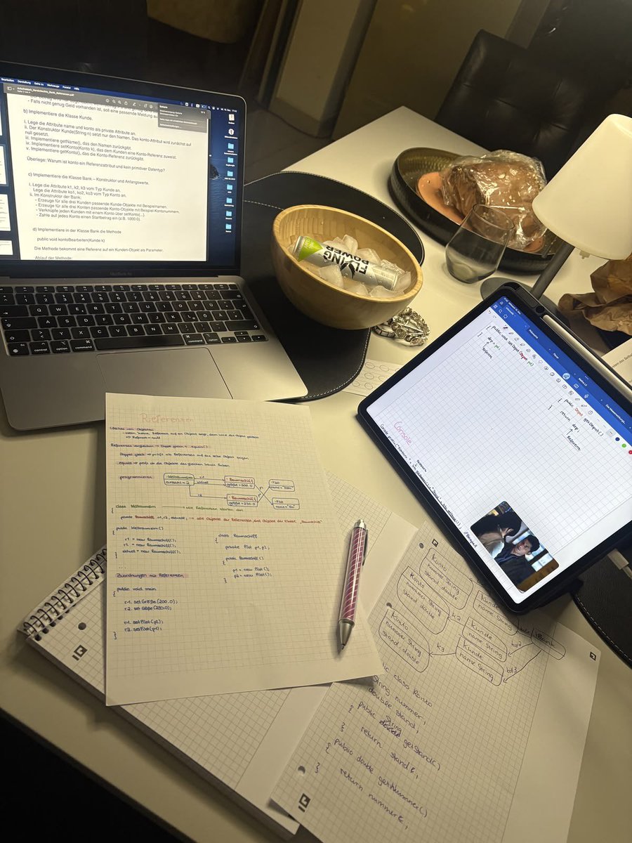 ceelune_'s tweet photo. Lock in and study 📚 https://t.co/sb8zcjjl8H