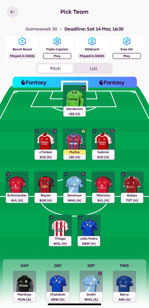 Armin Is Coming 🥶 tweet media