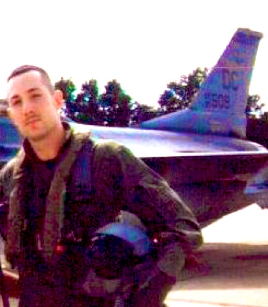 VNTHEM REPVBLIC | 2044 tweet media