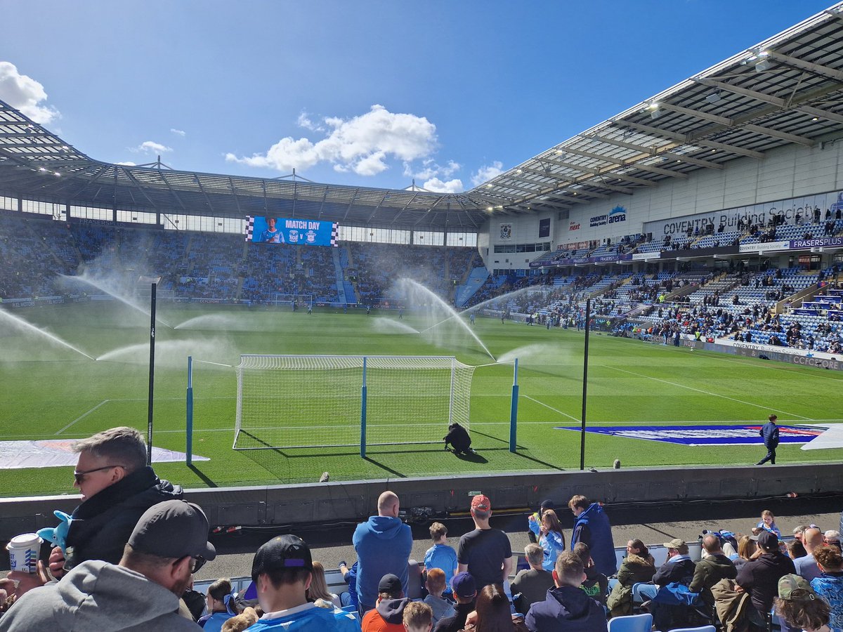 Steve Evans tweet media