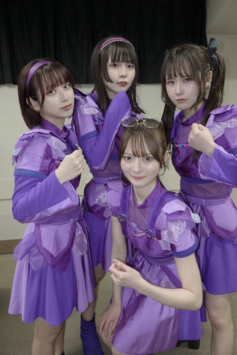 vividbird-official tweet media