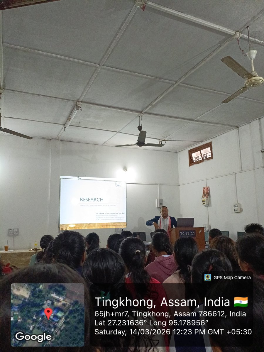 TNG_COLLEGE's tweet photo. Organised Poster exhibition and a popular talk on Research Methodology delivered by Dr. Hirak Jyoti Dehingia in connection with Pi Day 2026 organised by the Dept. Of mathematics. Around 50 students attended and more than 15 students participated in the event. @BimalBorah119 https://t.co/pHi4myelLM