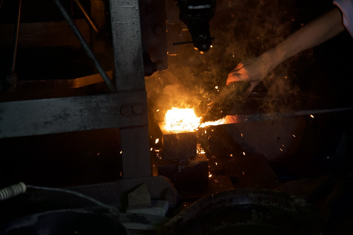 小林未郁 tweet media