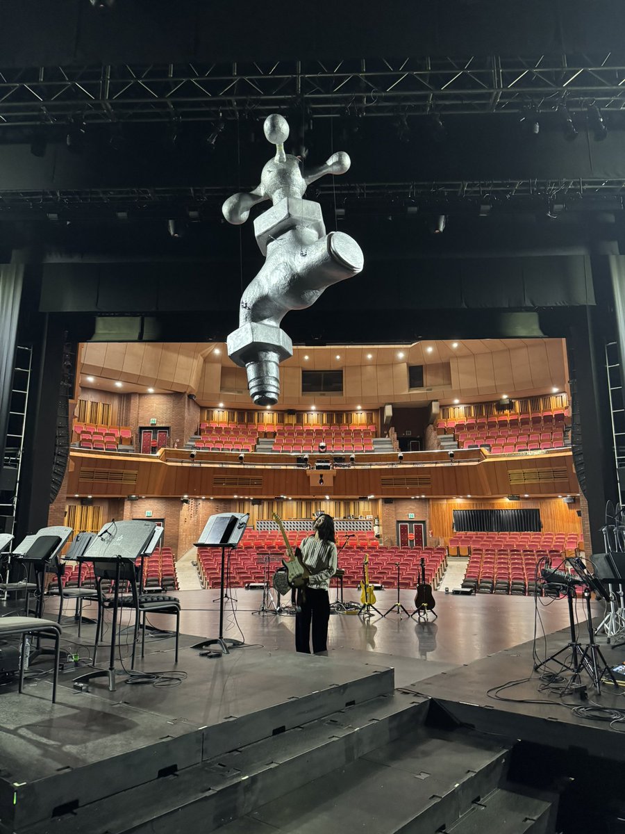 iamcacophony's tweet photo. 내일 문소문 <낭만을 빌려주는 노인> 막공입니다! 3시에 아르코예술극장 대극장에서 뵙겠습니다. https://t.co/qvcEa5e2c6