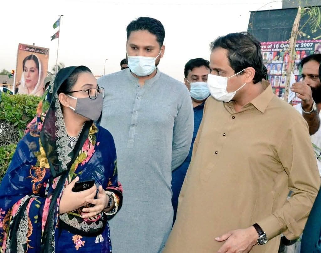 Faisalh77146113's tweet image. خامیاں ہی ڈھونڈ سکتے ہیں سب
برابری کرنے کی اوقات جو نہیں.🔥♥💯✨💫
♥️🖤💚

KARACHi Ki Aawam Ka Beta My Murshid Mayor KARACHi @murtazawahab1 BhAi Jan #With PPP Social Media Activity Jilyali Hamari Supporter Big Sister Maryam BHUTTO🫶 Sahiba..!!
#JiyeBhutto ✊🇱🇾 
@BhuttoMaryam