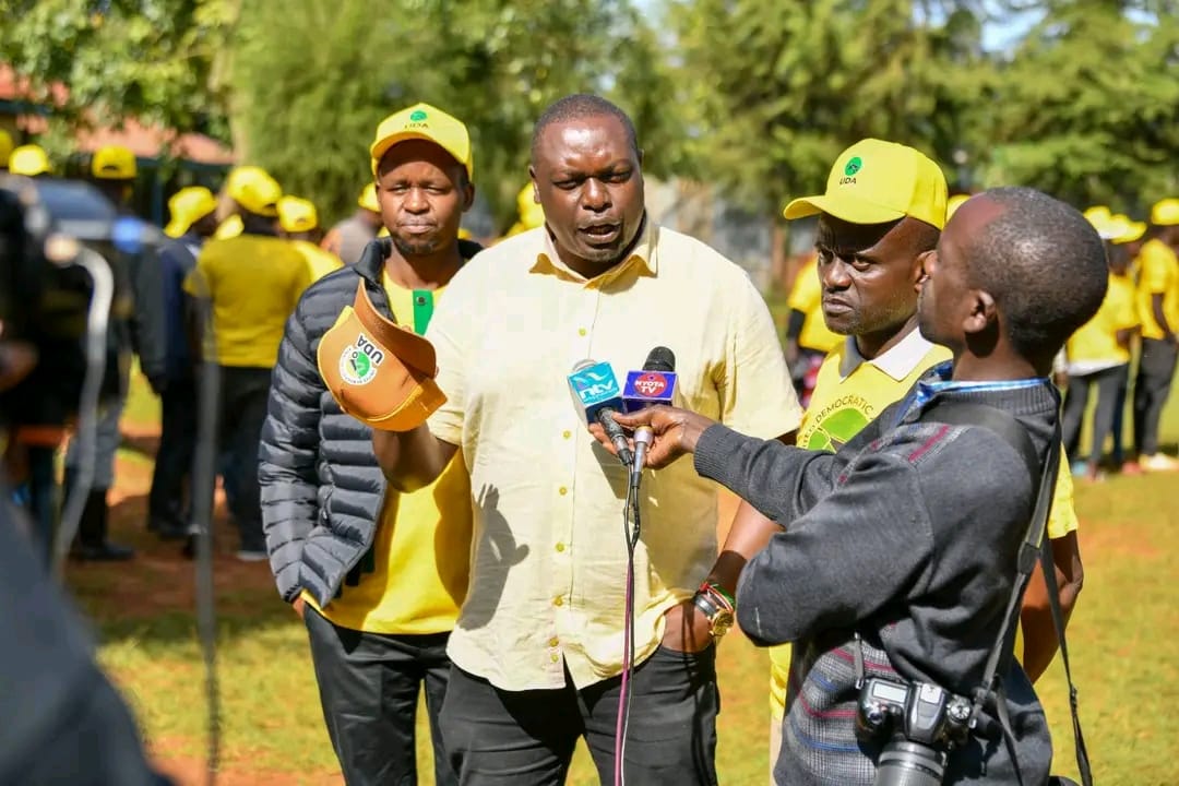 Voting for the Repeat Phase III Grassroots Elections is officially underway at Kapnyesmisa Polling Center in Chesumei Constituency, Nandi County, as party members turn out to elect twenty (20) new officials.

UDA National Treasurer Hon. Japhet Nyakundi is on the ground alongside