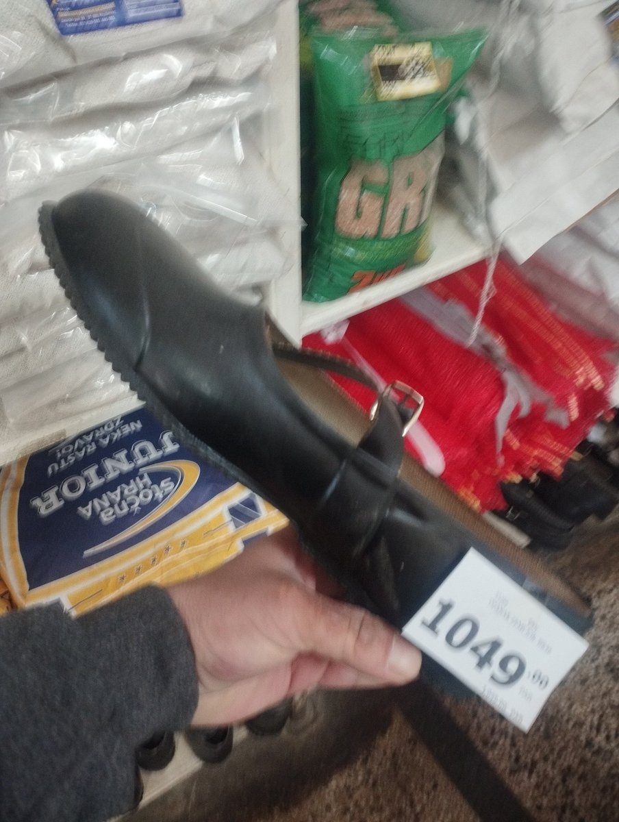 Sinjor od Žarkova nepravedno ugašeni 😳 tweet media