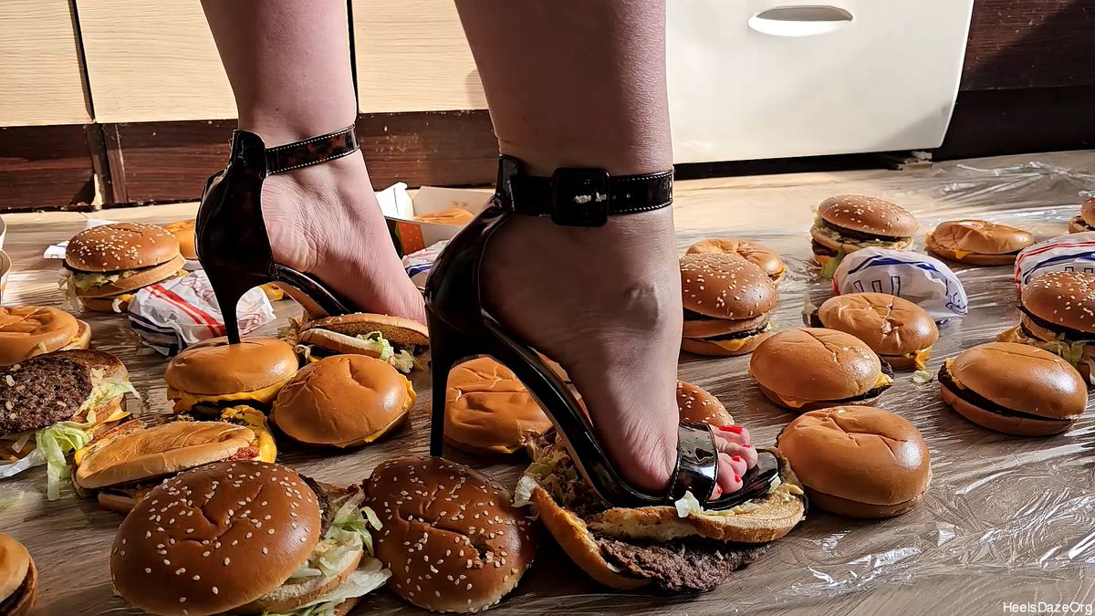 HeelsDazeOrg tweet media