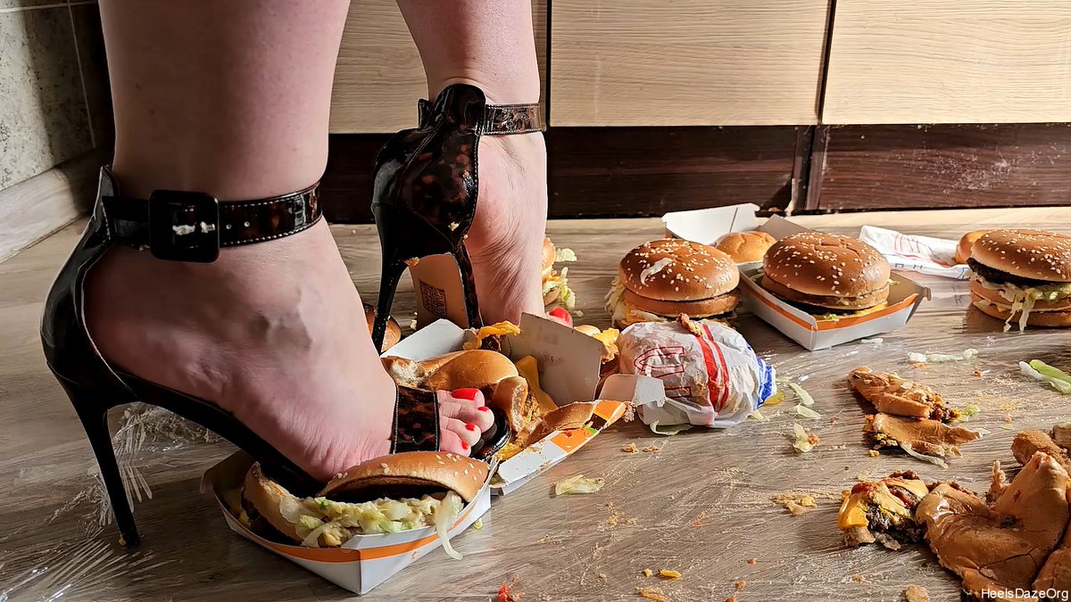 HeelsDazeOrg tweet media