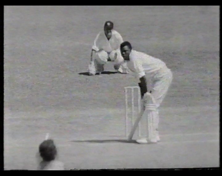 Vineetasinghsng's tweet image. On this Day 14 March 1969
Seymour Nurse’s Grand Finale (1969): In his final Test match, West Indian Seymour Nurse smashed 258 against New Zealand, marking a record score for a player's final Test innings.
#Cricket #Seymour #Wi