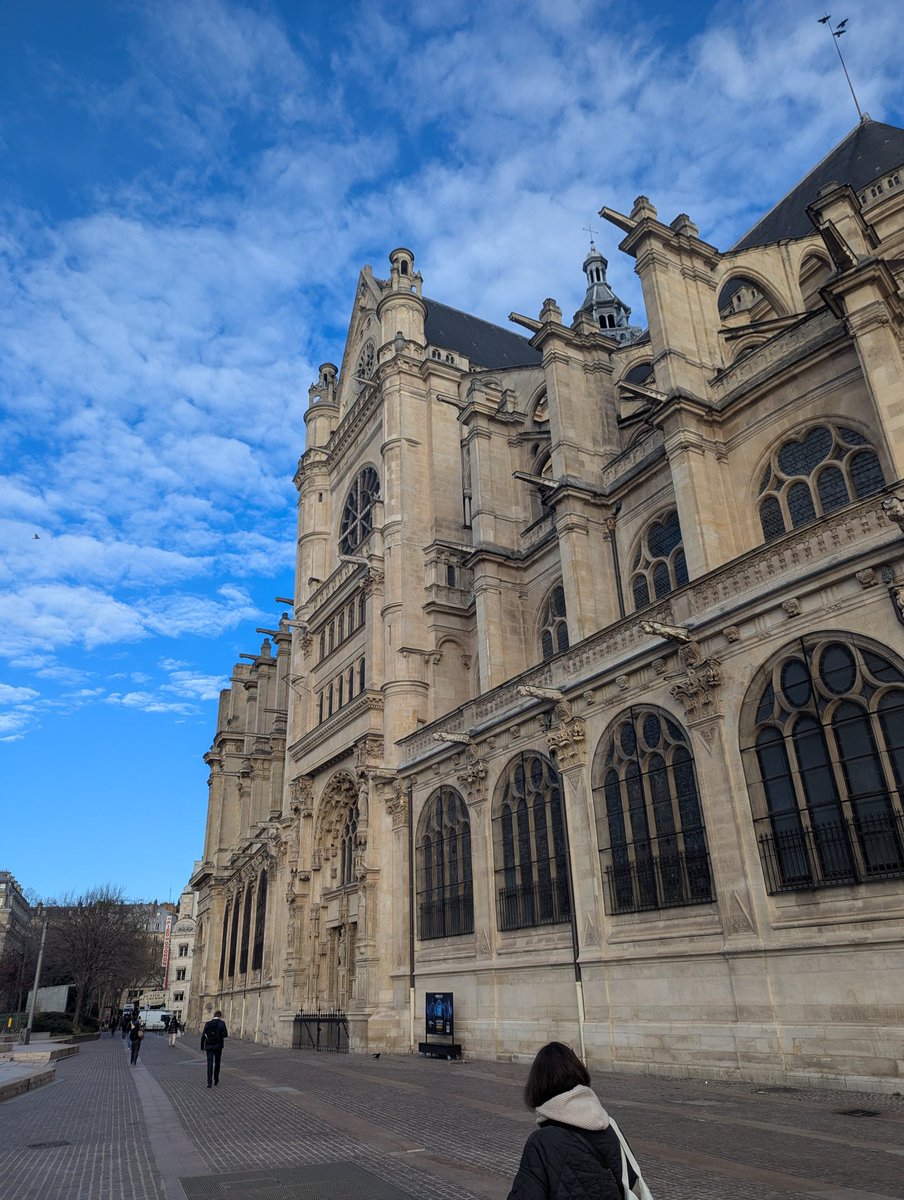 kapi2019SFC's tweet image. パリかぴ散歩①
歩いているだけで楽しいのです🦔🐣🥰
よいお天気で全部すてき✨
#パリ🇫🇷
#2026年2月欧州ぐるぐる旅🌀振り返り