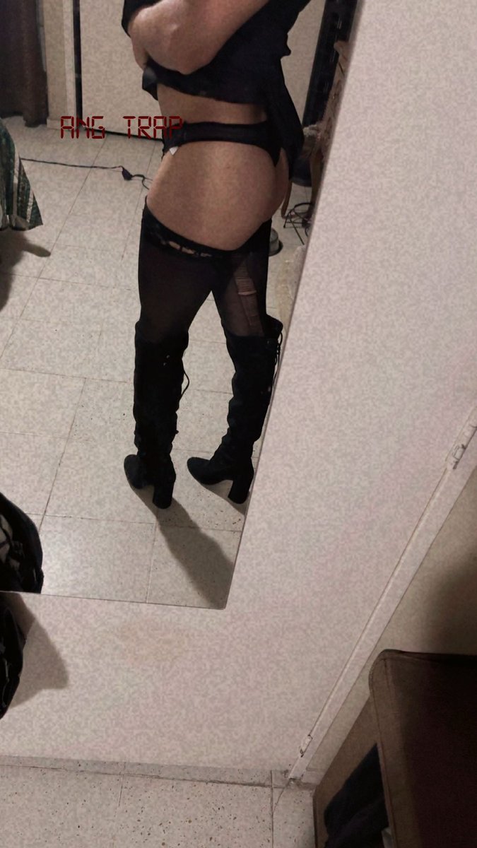 Angela_trap tweet media