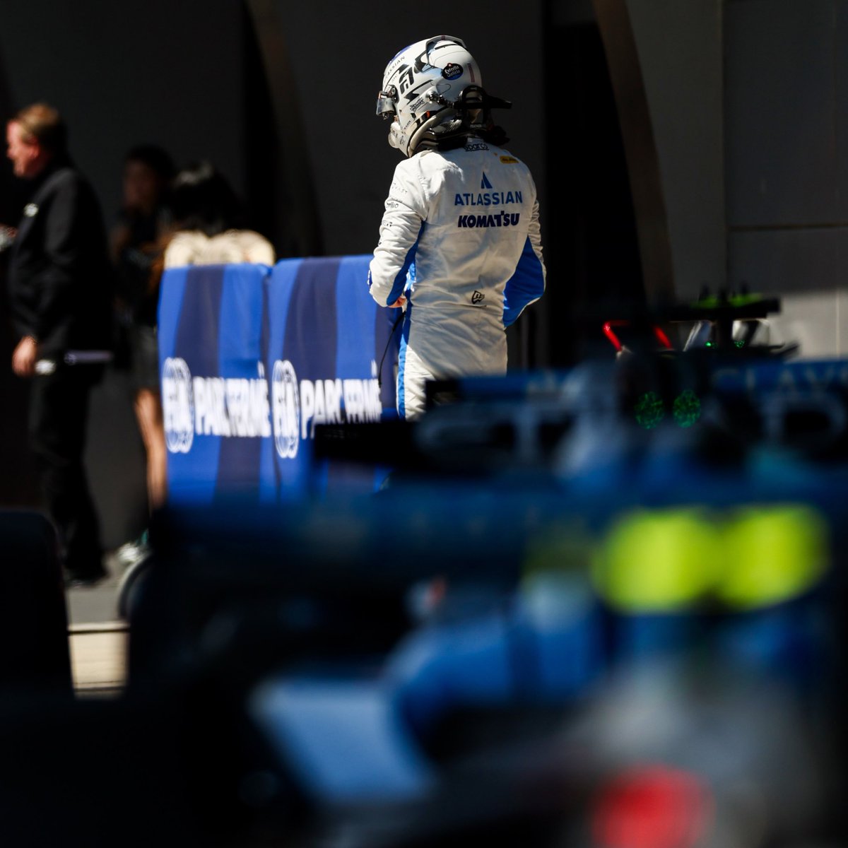 Alex Albon tweet media