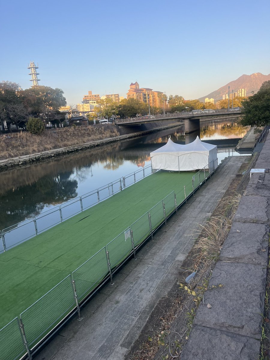 beck550's tweet photo. 新たな花見特設会場か⁉️⁉️ https://t.co/tLJimymxVS