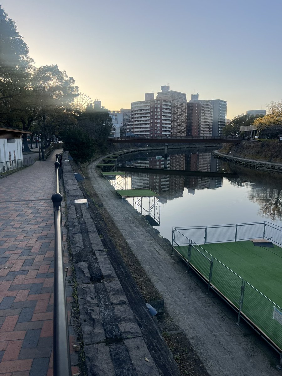 beck550's tweet photo. 新たな花見特設会場か⁉️⁉️ https://t.co/tLJimymxVS