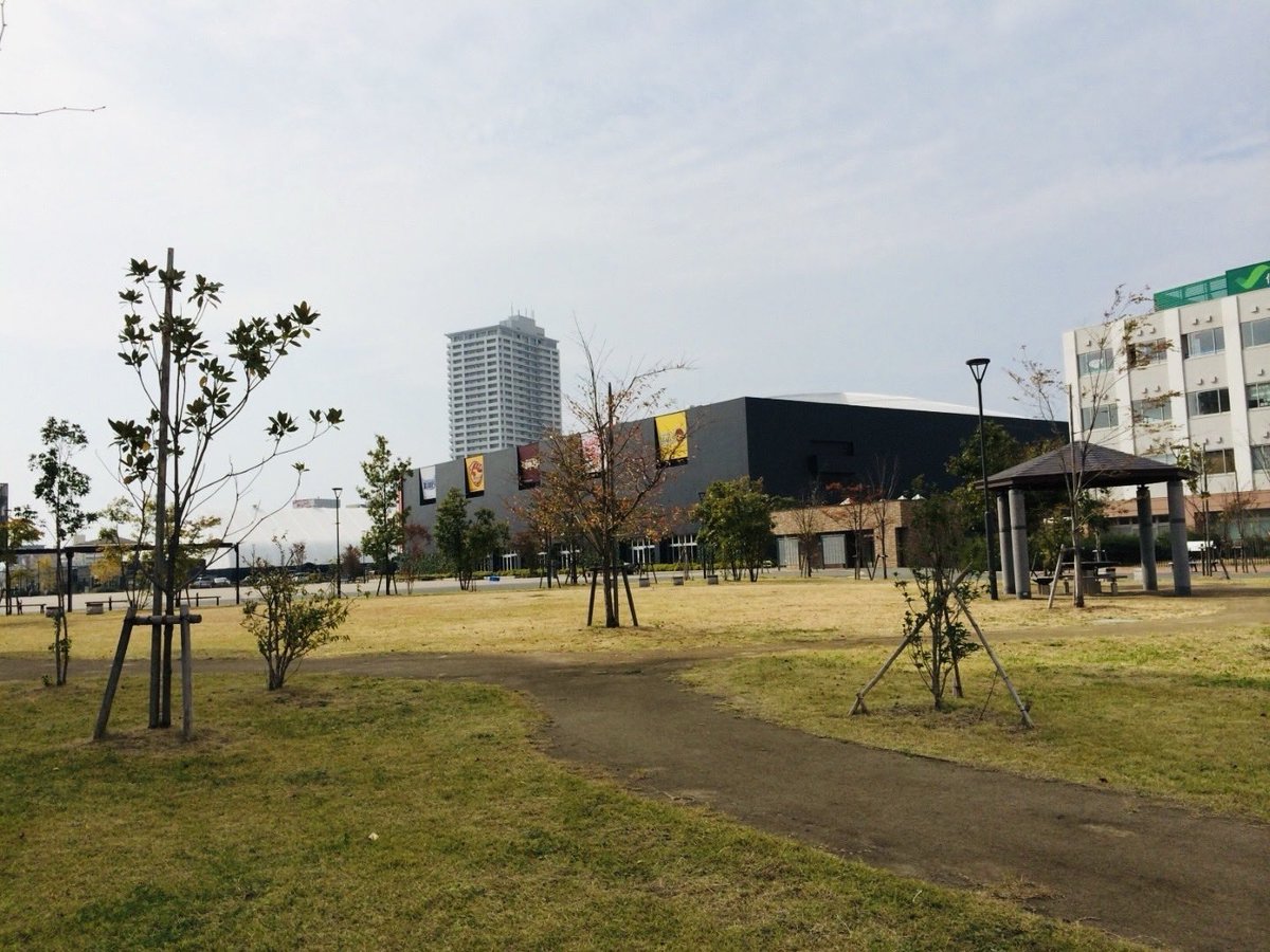 FQb53's tweet photo. 『一人称仙台　個体集合写真』

月猫や前世に続いて集合写真今回もします！
画像を確認し参加して下さい🙏✨

⚠️場所変更や天候により中止する可能性あり

はじめましての方も大歓迎です‼︎‼︎
過去に参加した事ある方もぜひ‼︎‼︎

出欠とか取らないので当日参加もオッケー🦌

#ヨルシカ_一人称 https://t.co/jHOkTYcZsd