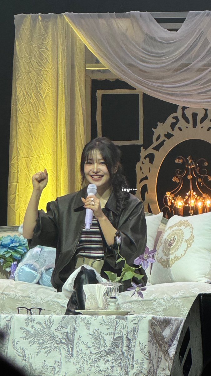mnncnvv's tweet photo. 260314

아자스 예리미 너무 귀여웤ㅋㅋㅋ큐ㅠㅠㅠ

#yeri #redvelvet #예리 https://t.co/K2fFzeGdGj