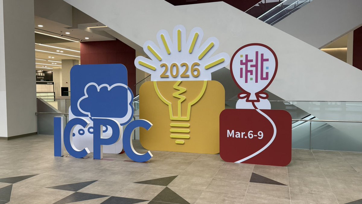 P0lymorphism's tweet photo. こんにちは！日本のCompetitive Programmingユーザーとも交流を交わしたくてツイートを作成することになりました。韓国でProblem SolvingとCompetitive Programmingを楽しんでいるSerinです。
最近はICPC Asia-Pacific PlayoffでKAISTのFox is cuteチームで2位を獲得しました。最近では会社で働いている関係で、CPの話ではなく開発の話をよくしています。
基本的にはサダムアカウントとプライベートな話が多く、プログラミング以外の会話テーマ（音ゲームなど…）も多いですが、どうぞよろしくお願いいたします。