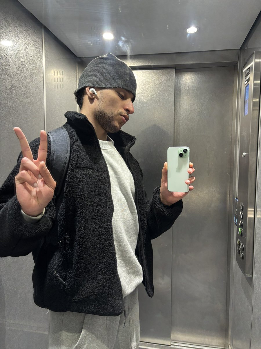 ArbyPost's tweet photo. J’aime trop les ascenseurs pics https://t.co/OI5IRas2ut