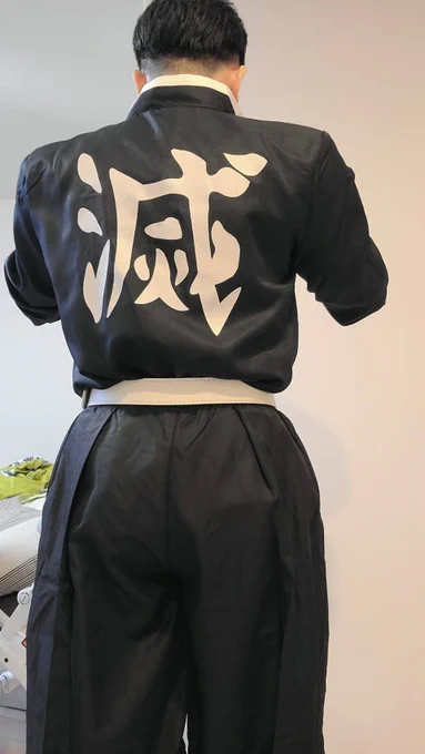 無加工でこの肩幅見てくださいよ