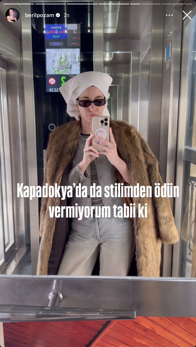AbSunaErsin's tweet image. berilin bu hallerini görmeyi bile çok özlemişiimm.. #BerilPozam #kıskanmak #nalan