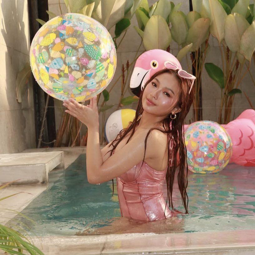 gelabinssପଓ⋆。˚ tweet media