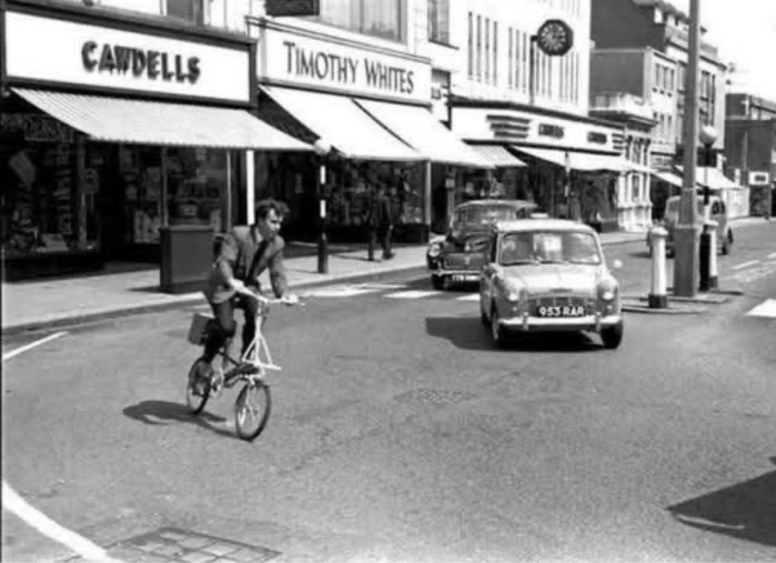 Cockney Cabbie tweet media