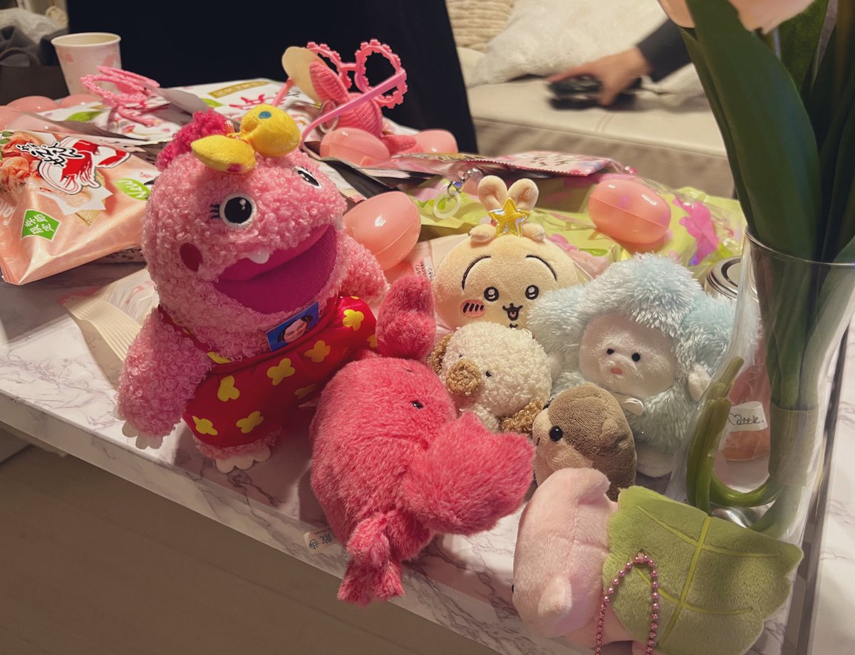 ぴぴは胃痛 tweet media