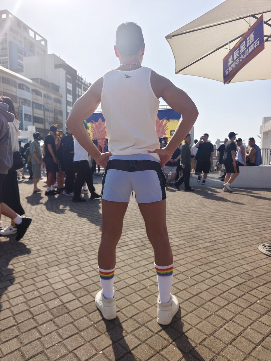 Webin1069 tweet media