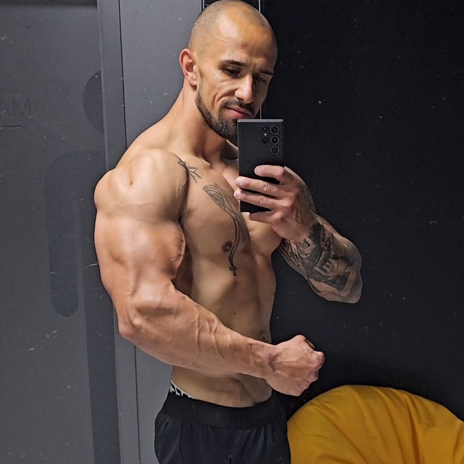 BG ALPHAS 🇧🇬 tweet media