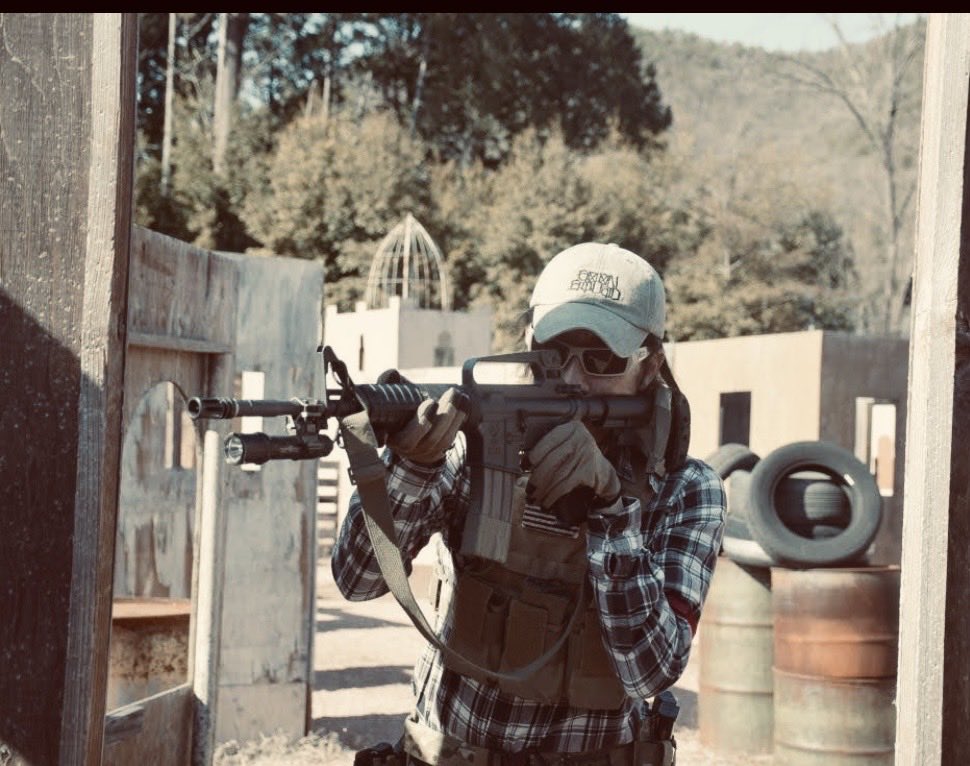 ケンジ tweet media