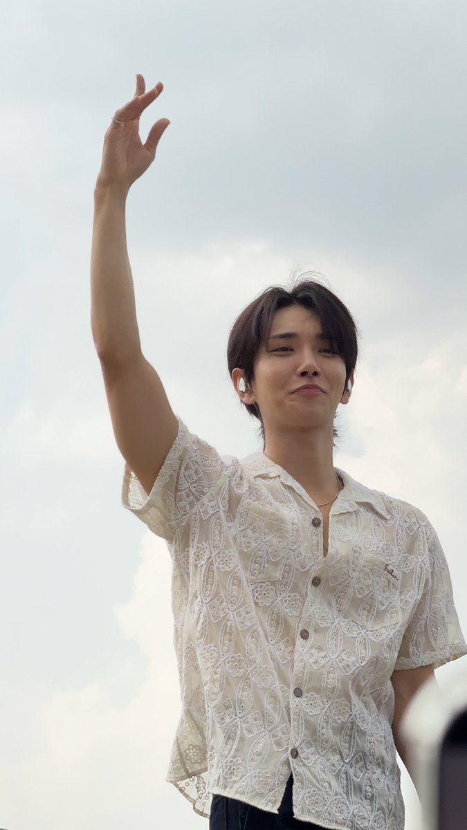 kuromoong♡ tweet media