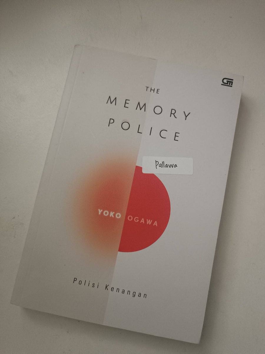 pallavva's tweet photo. @Ohmailaf hi kak @Ohmailaf bukunya udah sampai.. terima kasih banyak, jadi ada bacaan buat temen mudik ☺️🩵 https://t.co/Mb59XHIWw8