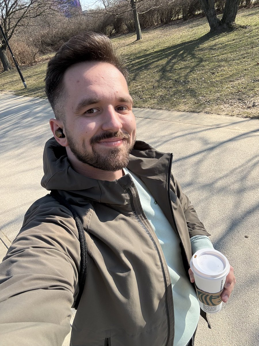 😀