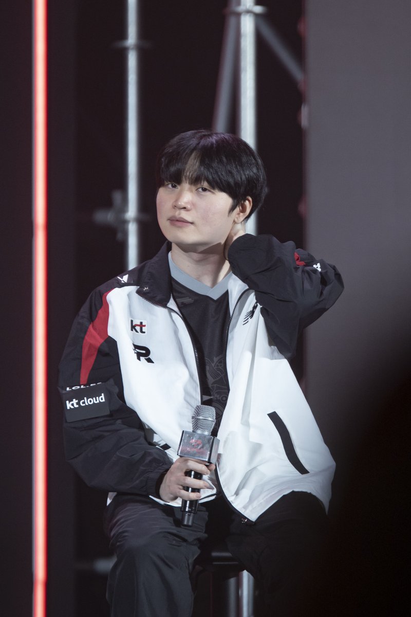 noodles_pic's tweet photo. 2025.05.04   
2025 LCK ROADSHOW : KT Homecoming    
#Bdd #곽보성 https://t.co/Nl4y788C2W