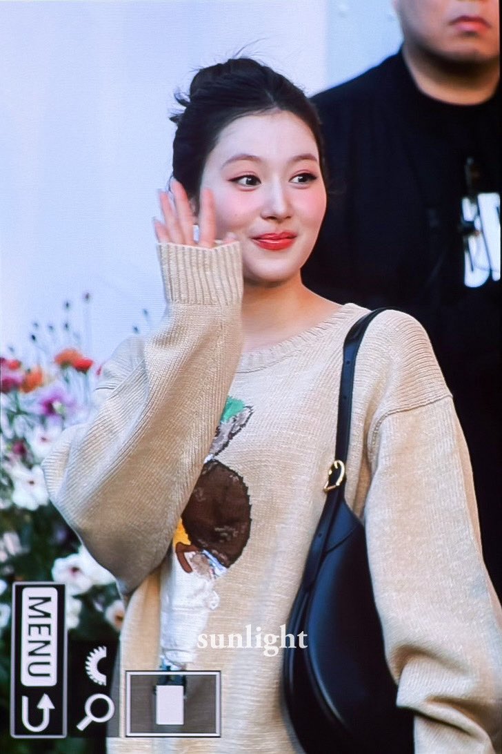 Sunlight tweet media